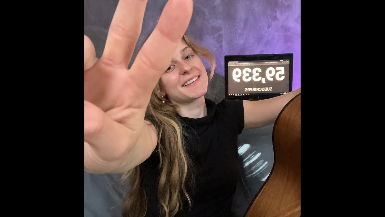 Violette Lani is playing live music! #singersongwriter #shorts