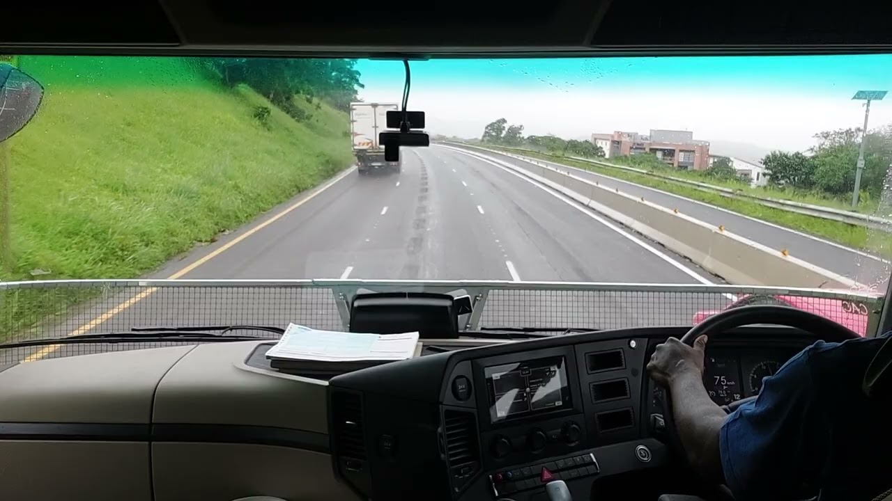 Driving in the rain N3 🚛🇿🇦WLMF