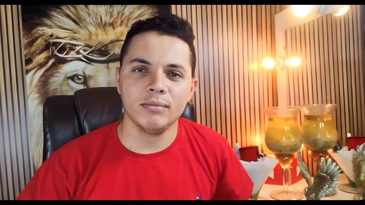 Deus me revelou um trabalho de feitiçaria muito grande para te destruir escuta aí agora isto é muito