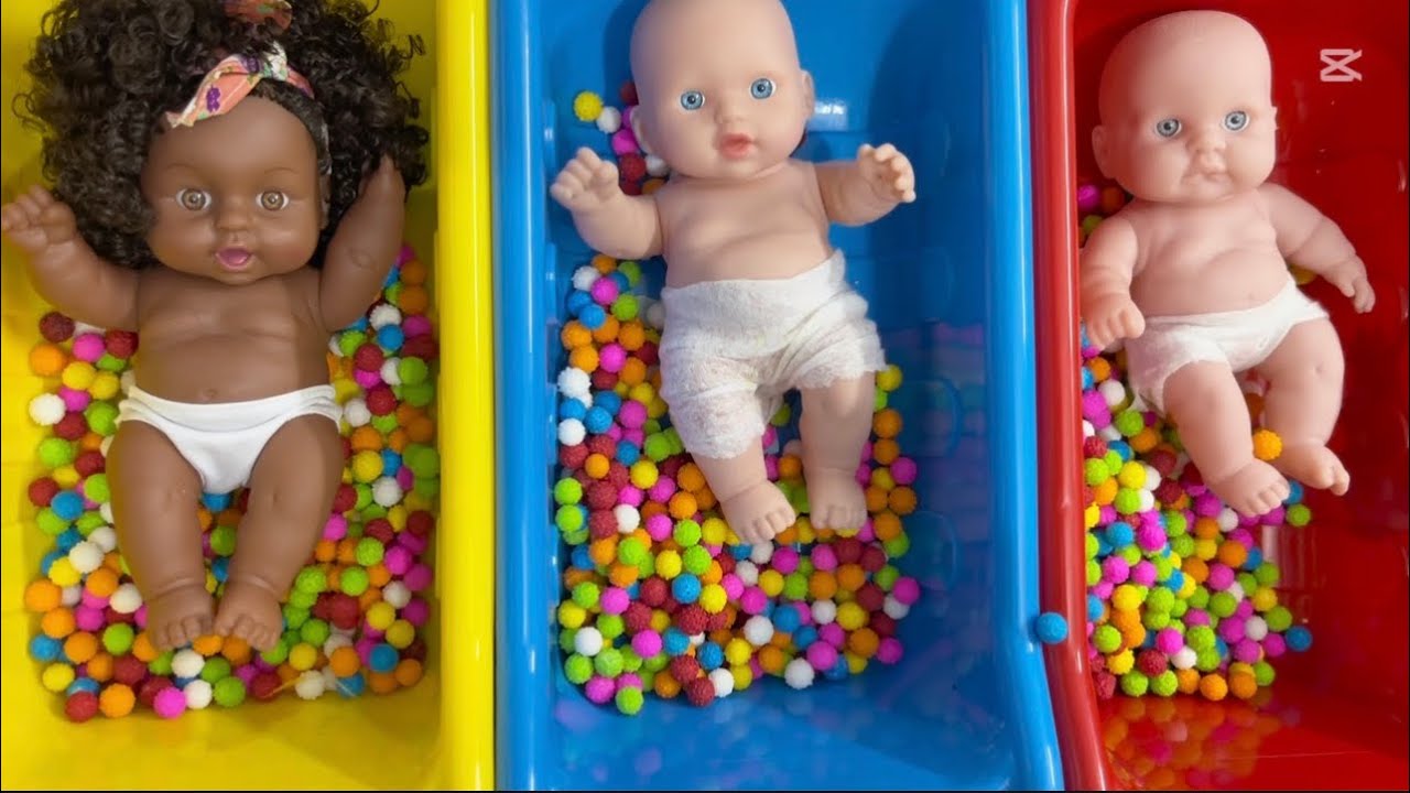 Full of Rainbow Bathtubs Candy With M&M’s & Magic Slime Cutting Video