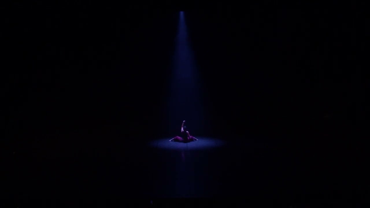 NE ME JUGEZ PAS - SOLO ALEXIA