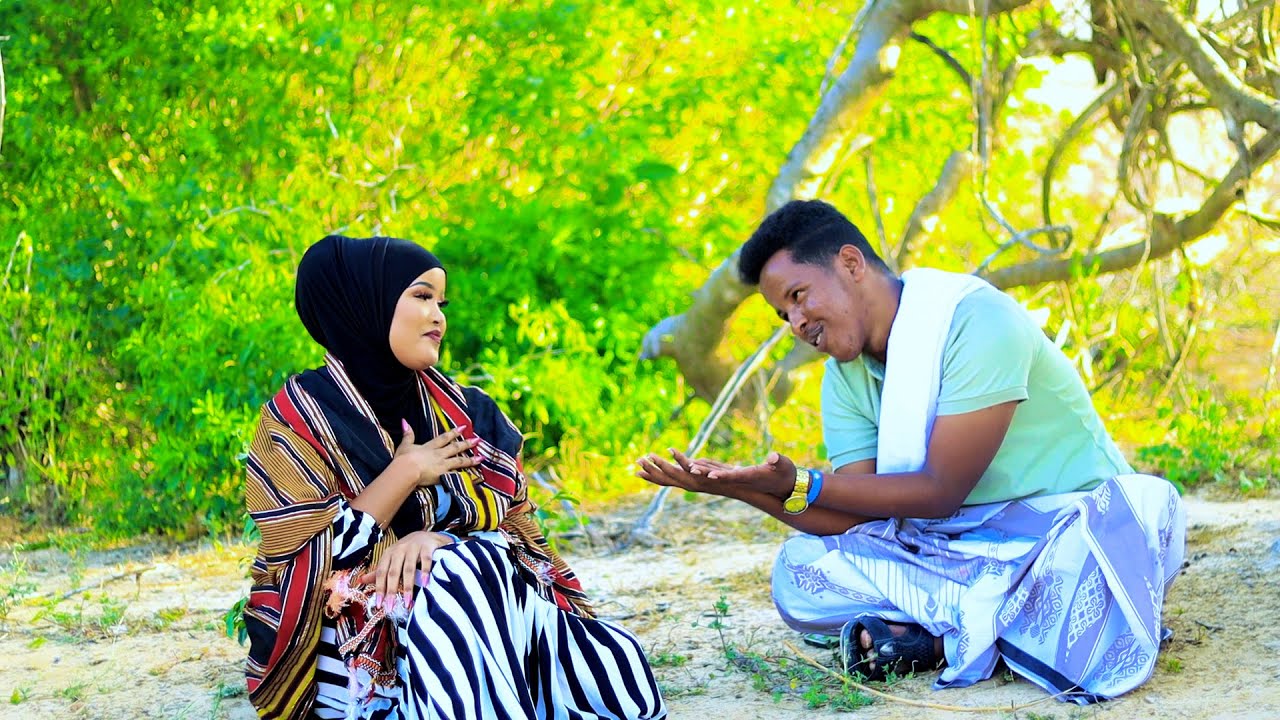 ABWAAN NUUR IYO FAHMO ILEYS DHAANTO CUSUB QUNFUL SAARO QALBIGA NEW VIDEO KOOXDA QARAN BAND
