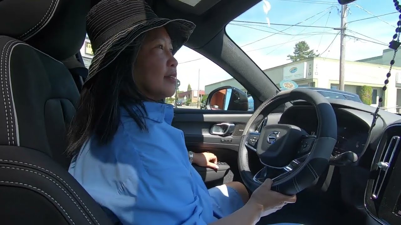 SHOPPING AT THRIFT SHOP(UKAY-UKAY) IN CANADA  ANG GOING FOR A PICNIC AT LEWIS PARK