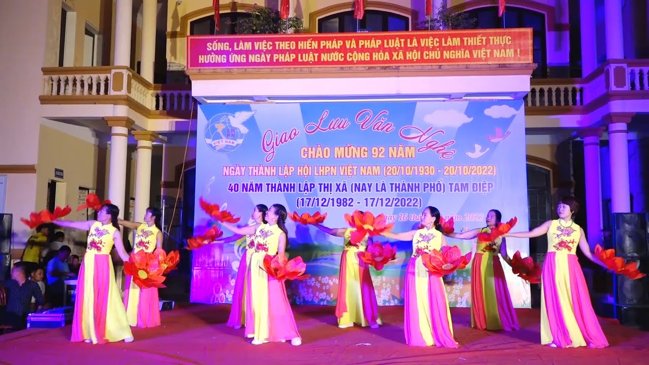 TIẾT MỤC MÚA: HÁT VỀ NGƯỜI PHỤ NỮ VIỆT NAM - CHI HỘI PHỤ NỮ THÔN ĐOÀN KẾT