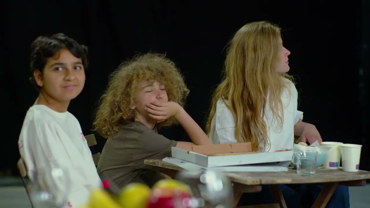 Bucurii la tara. episodul 8-final Sezon 1