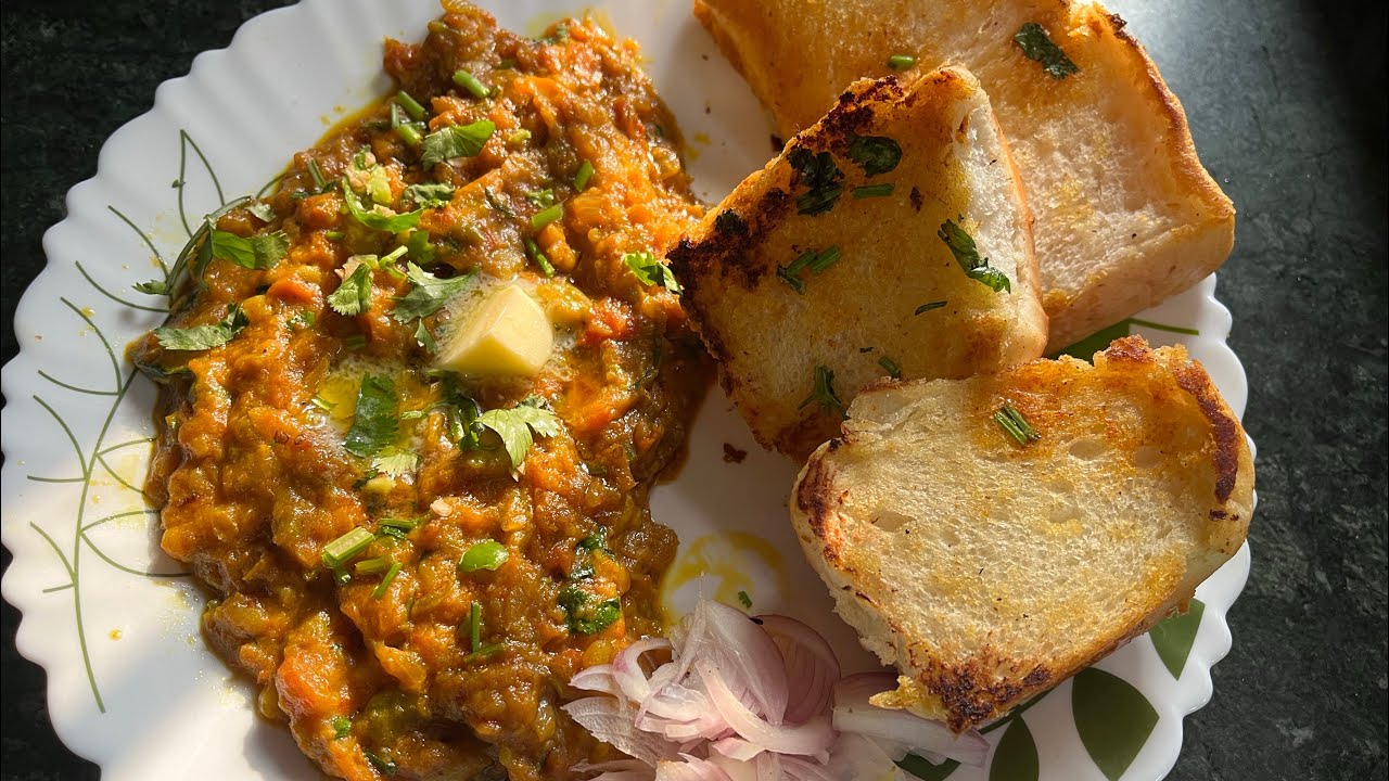 पावभाजी तो बाजार जाकर कई बार खाए होगे एक बार मेरे तरीके से बनाकर देखिए गारंटीहै बाजार जाना भूल जाएगे