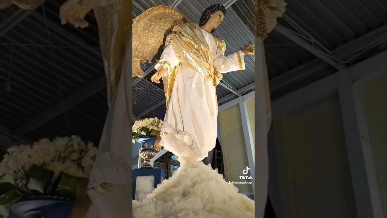 Sepultado del Santo Cura de Ars. #guatemala #sepultado #arcangelcorp