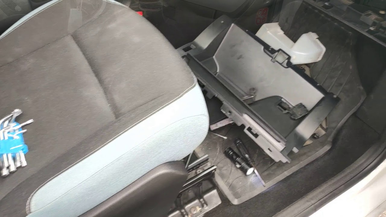 Citroёn berlingo 2. Замена фильтра салона