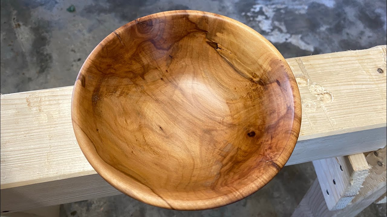 Schale drechseln aus Apfelholz Handwerkskunst Drechselkurs Holzwerken Woodturning Apple Tree