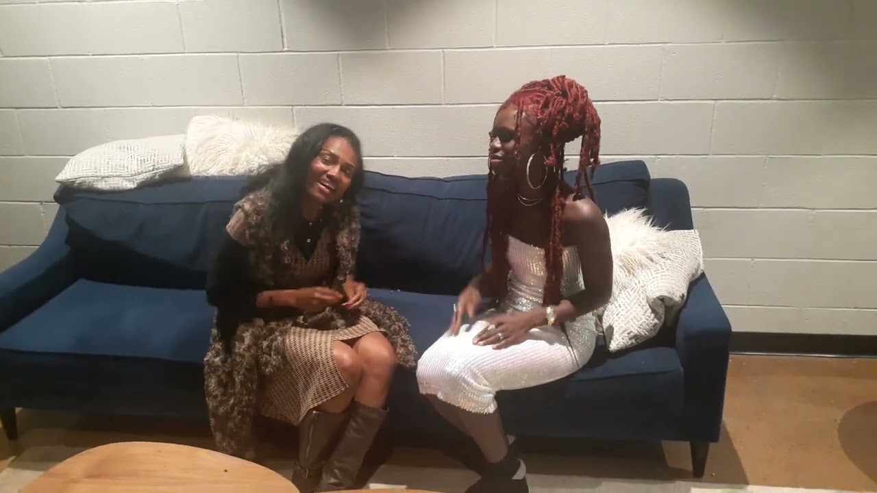 Danette Mahabeer & Diarra Sylla - Adele/Bob Marley Jam Session