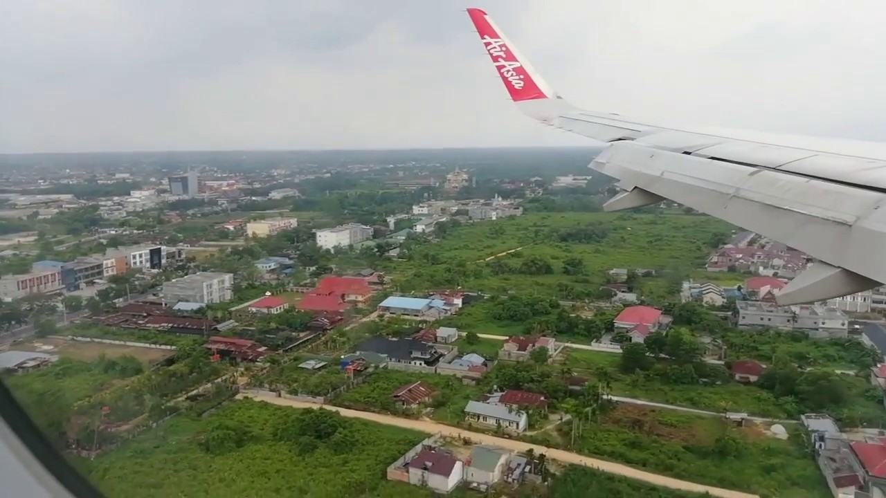 Detik Detik Landing Di Bandara Sultan Syarif Kasim II Pekanbaru