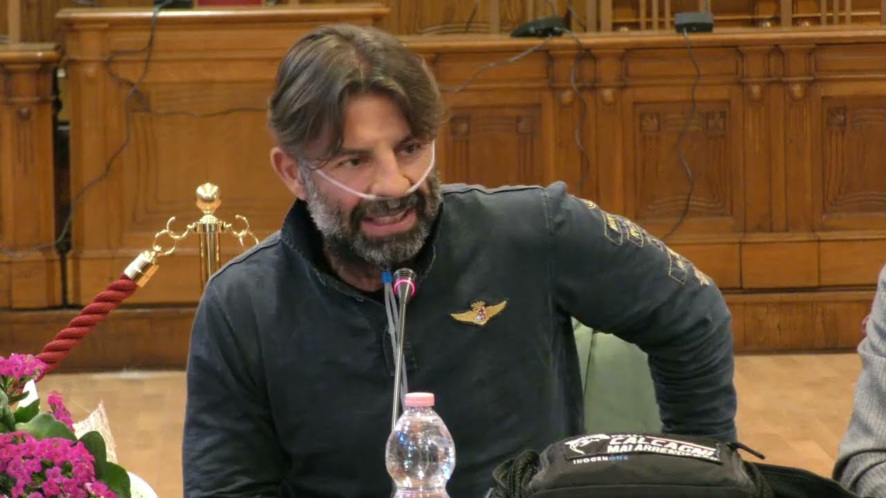 Conferenza stampa Comune di Lamezia  RunForSla interviene il Colonnello Carlo Calcagni
