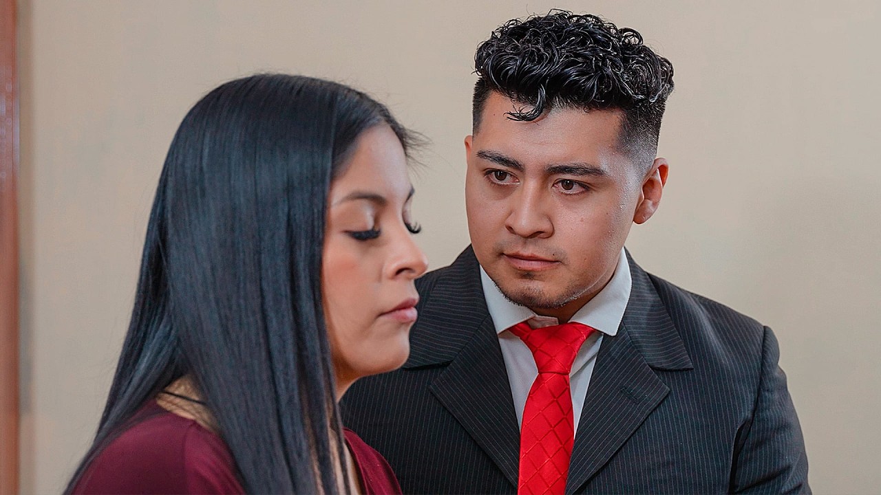 Mi jefa me pidió matrimonio por interés y terminó enamorándose de mí