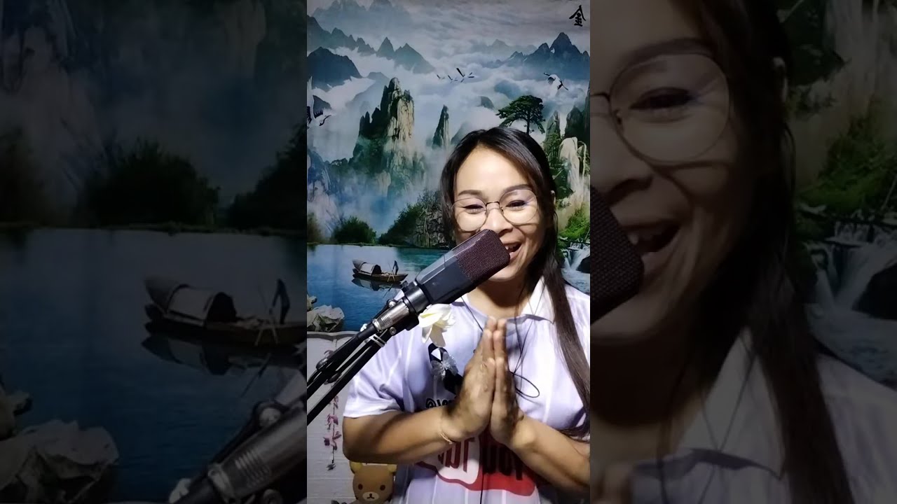ลีลาวดี Story กำลังถ่ายทอดสด!