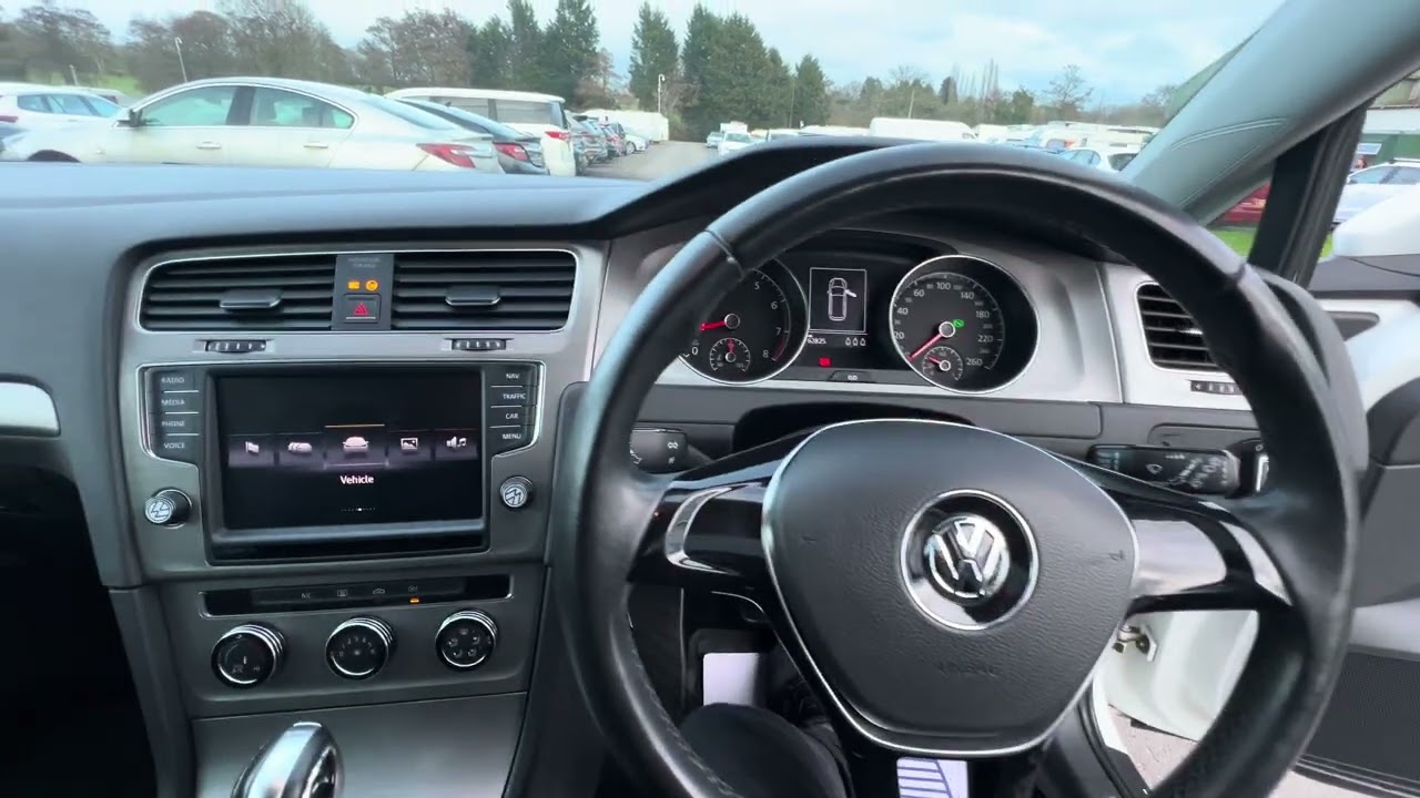 VW Golf Estate 2015