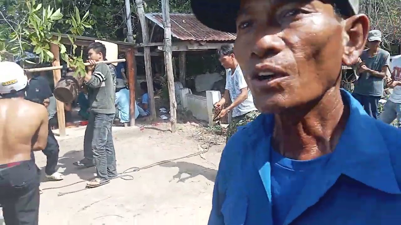 Công chiêng bôn hoang 2 
