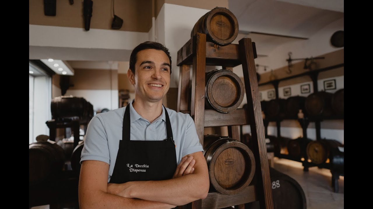 Visita in Acetaia Storica a La Vecchia Dispensa. Castelvetro di Modena (ENG SUB)