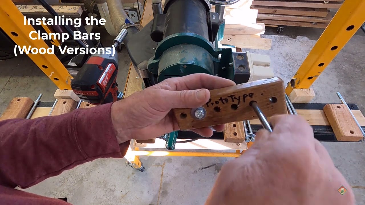 Step 7   Mounting a MikroBeamer and Loading Clamp Bars