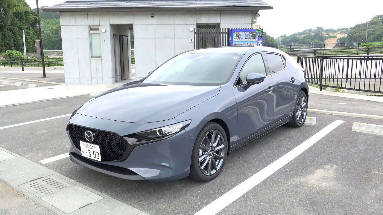 Mazda3納車されました！ 15STouring 6MTポリメタルグレー