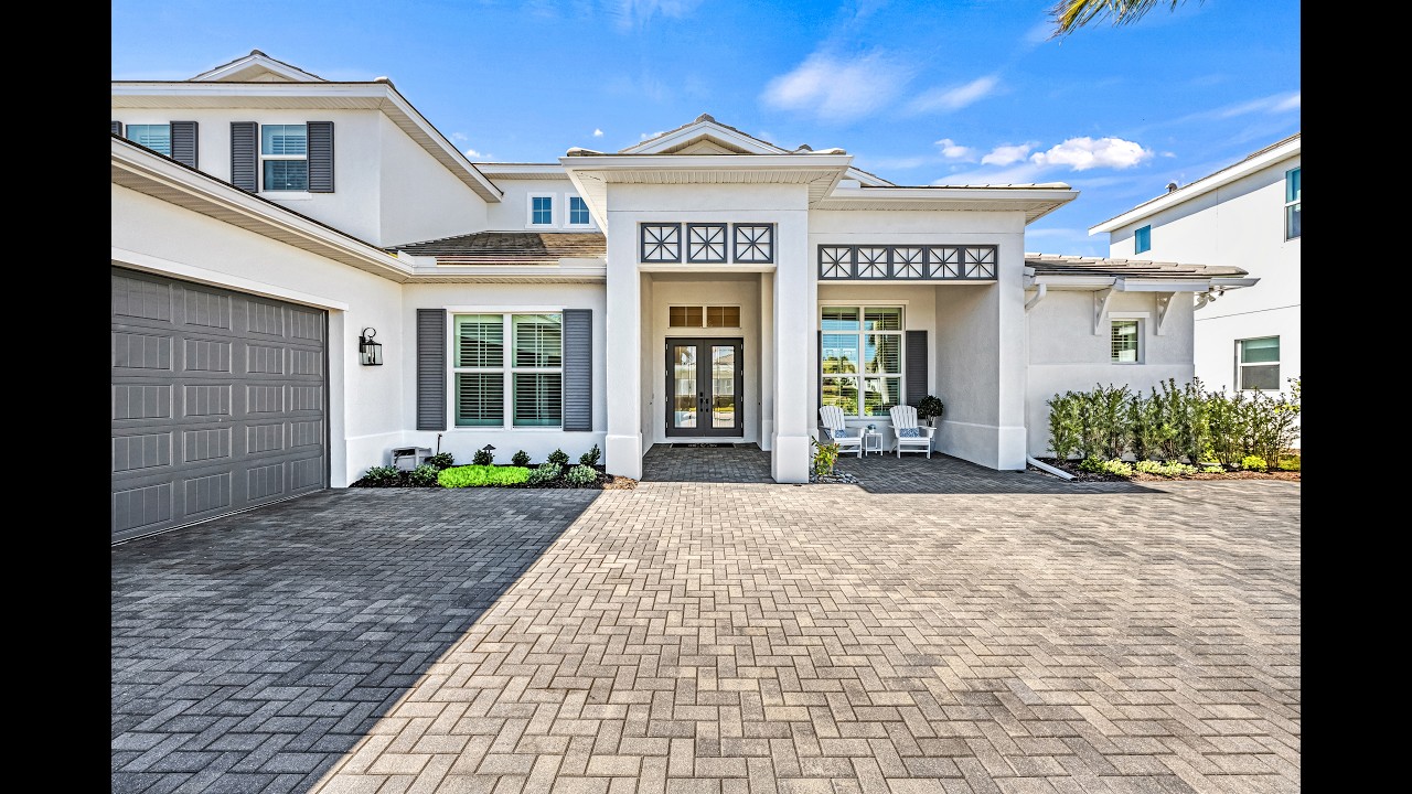 8281 Redondo Loop, Luxury Pool Home in the Isles of Lakewood Ranch, Pond view, 5 Ensuite Bedrooms