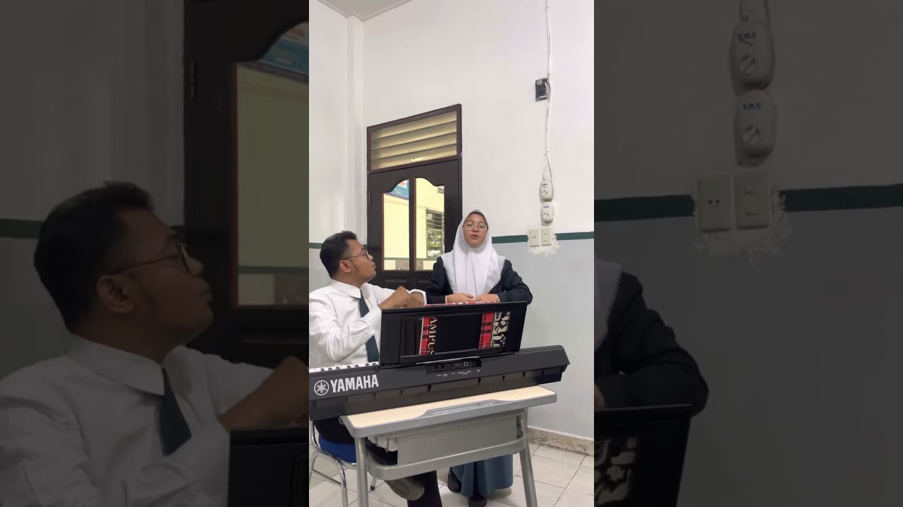 Rahmatun Lil'Alameen - Maher Zain Cover Ade (Vocal Coach Tri Adinata)