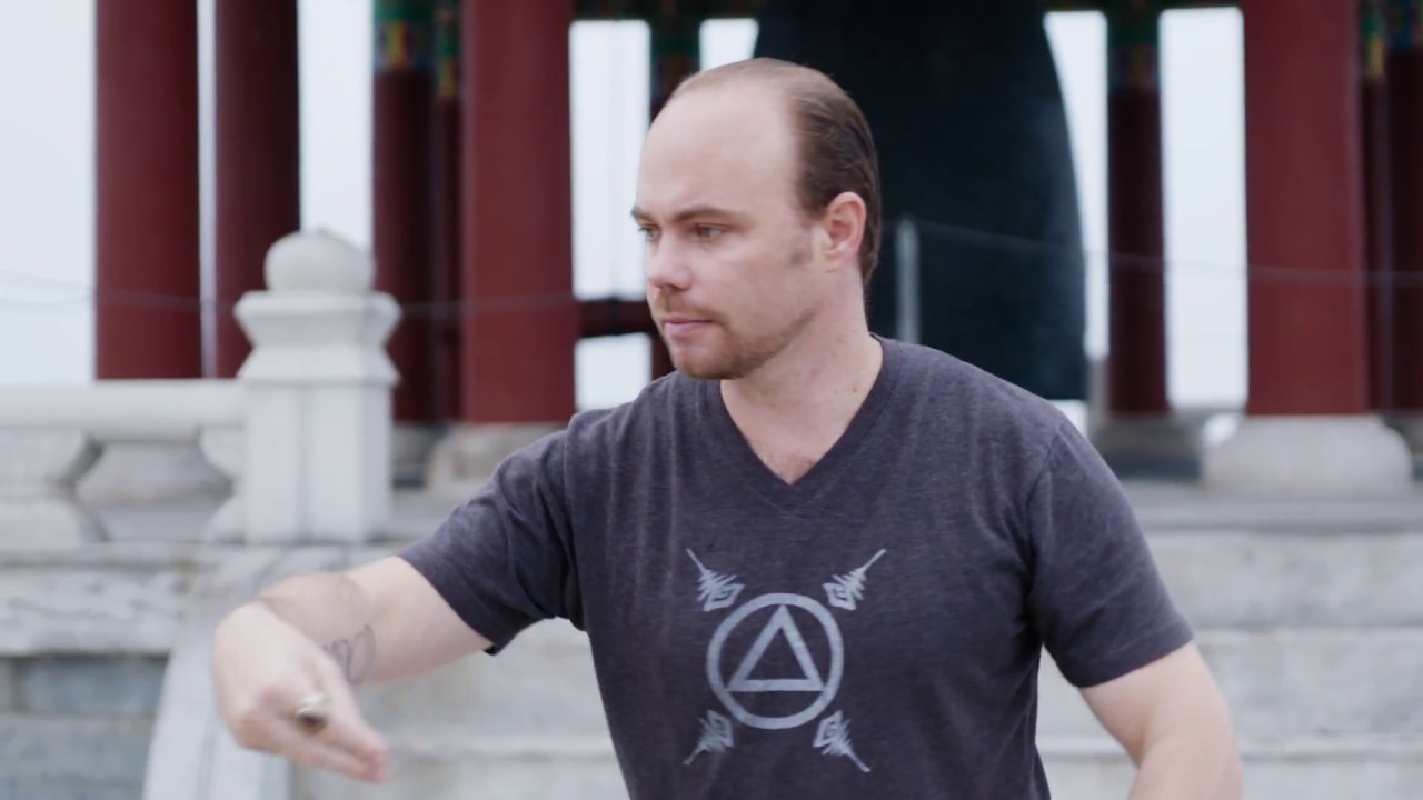 Artist Profile: Adam Mizner