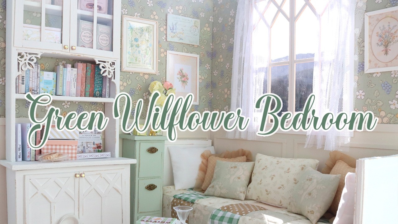 Green Wildflower bedroom 1/6 scale handmade miniature dollhouse by Nerea Pozo