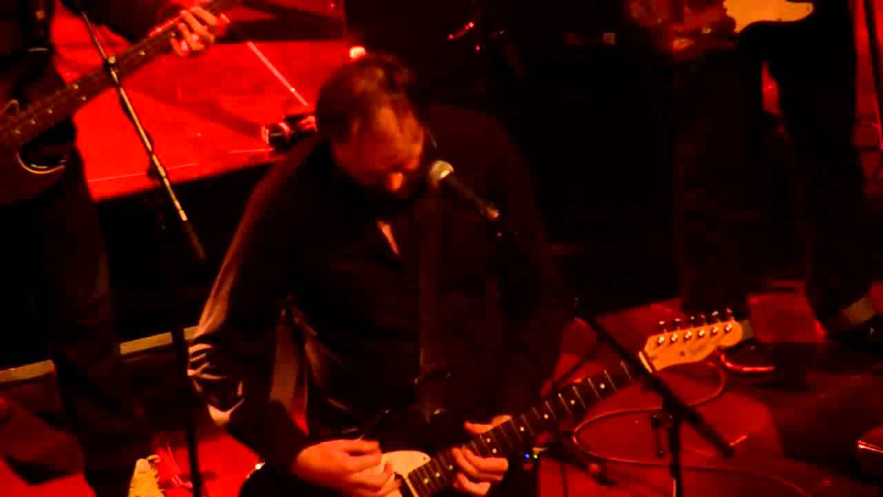 Admiral Freebee - Einstein Brain -- Live At AB Brussel 26-10-2011