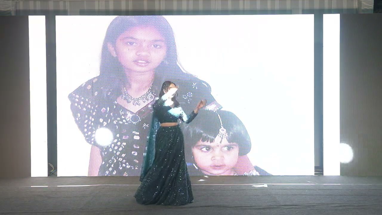 Rutvi's Surprise Solo Performance | Rutvi and Vinit's Sangeet