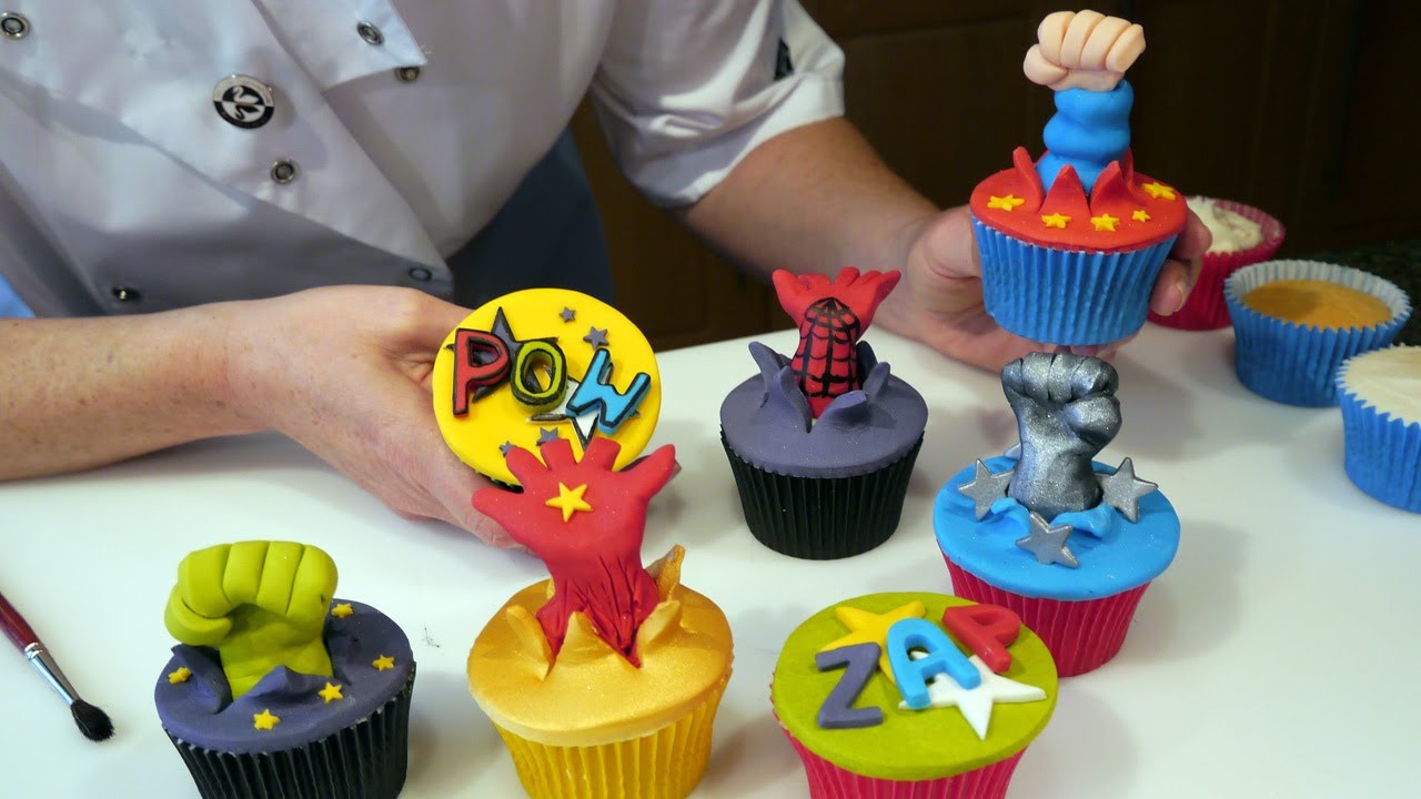 Spiderman, Superman, Batman, Incredible Hulk - Superhero Cupcakes - Cake Craft World Video 8