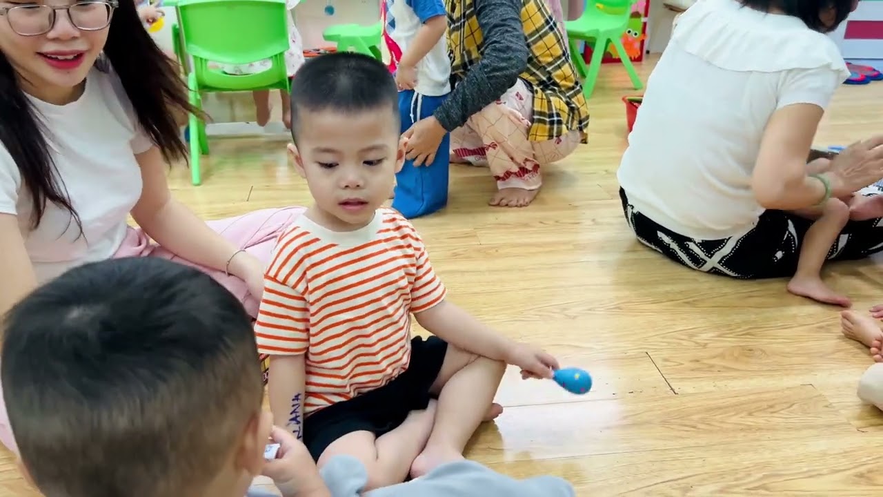 Coca đi khai giảng | 2 tay 2 xe
