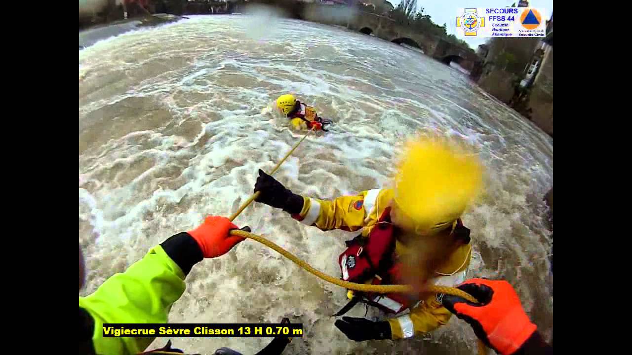 FFSS 44 SNA - Poste de Secours Inter région Canoe kayak Gétigné 2013 HD 720