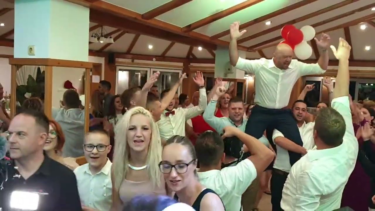 Zale godine - TXband (Show Band Turbo-X) 2020