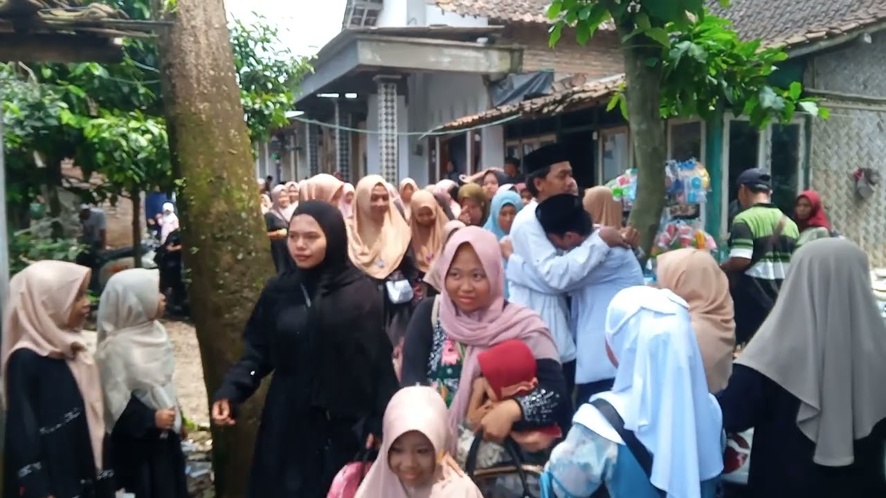 @Suasana kepulangan wali santri&santri serta sahabat ustadz Rizal berpamitan