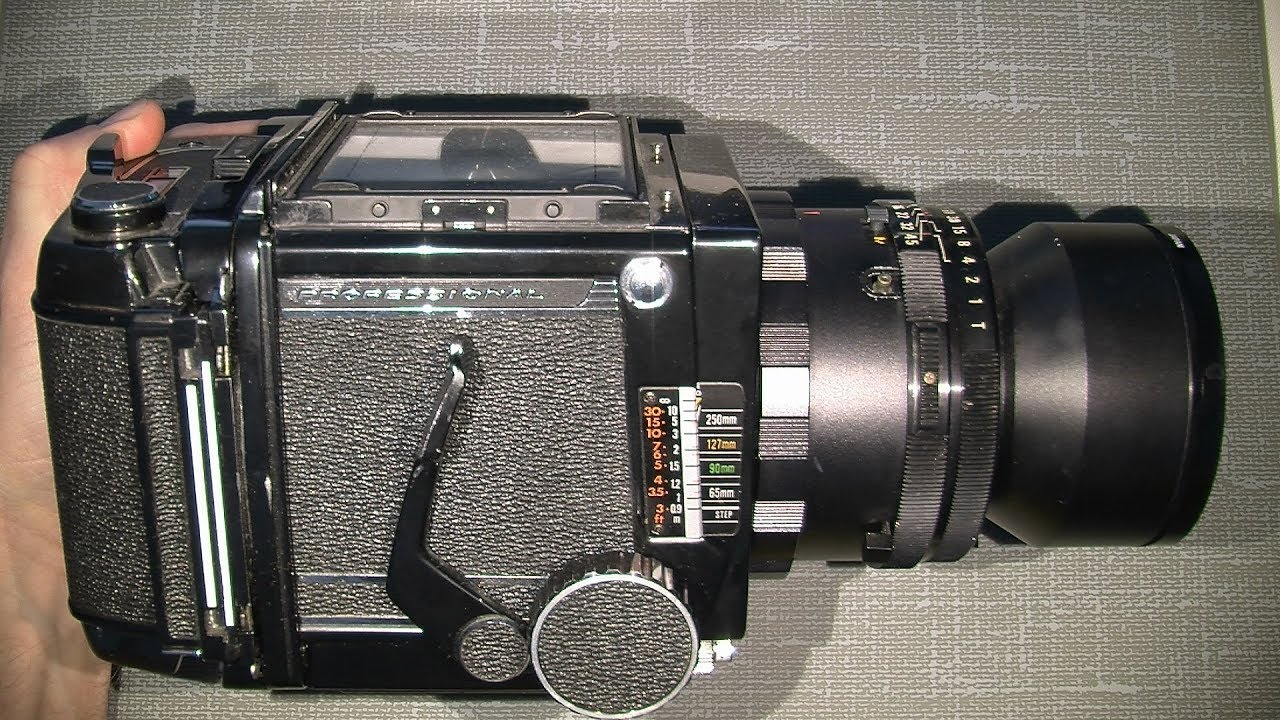 Stuck advance mechanism in Mamiya RB67 Professional   some broken parts