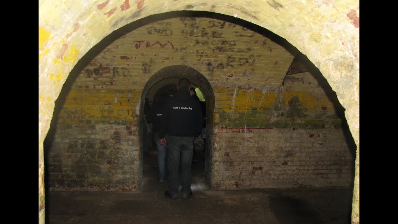A Tour of Newhaven Fort's Sercet bits - Shoreham Fort