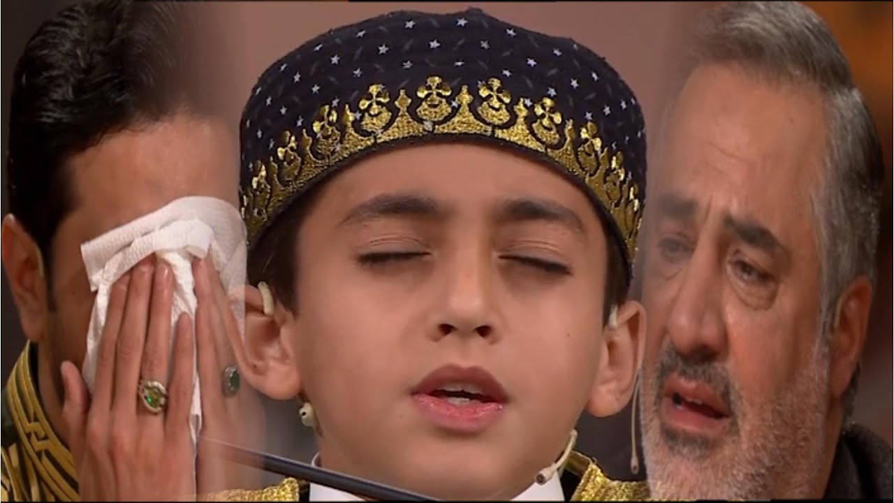 لقاءٌ يخطف الأنفاس. القارئ العالمي كريم منصوري وتلميذه الصغير كرار ليث يضيئان القلوب بتلاواتٍ سماوية