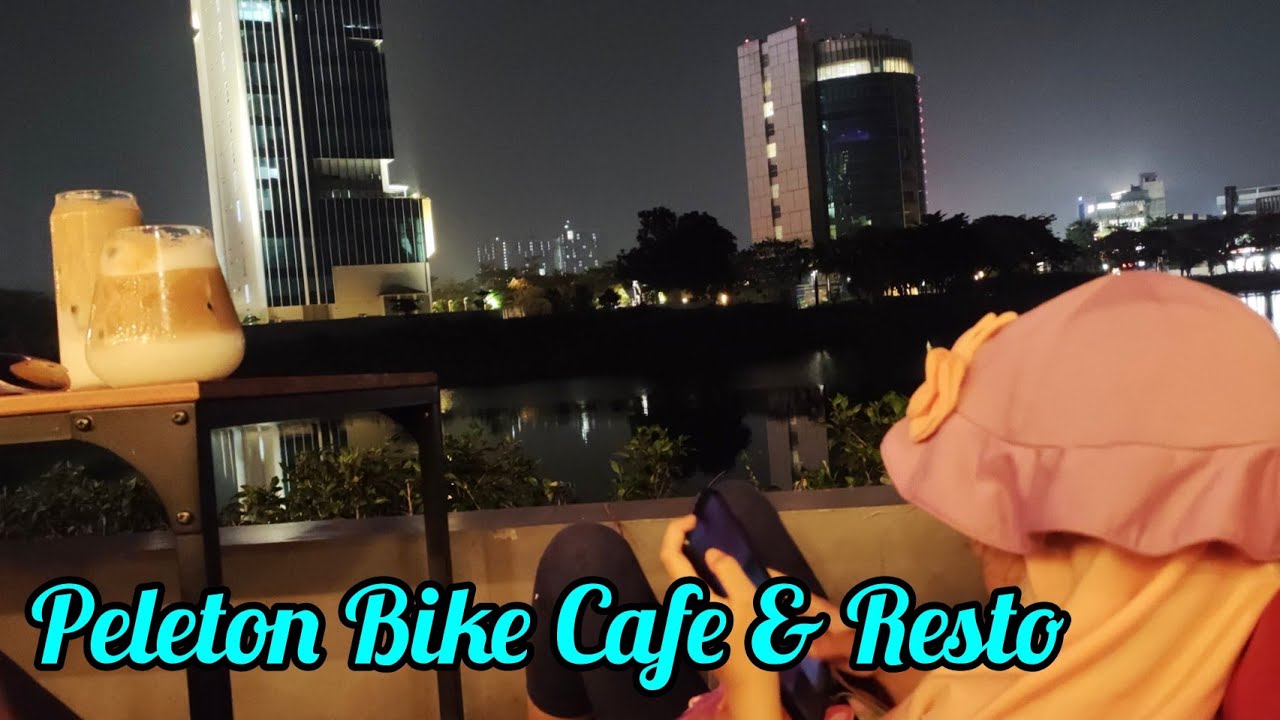 Indahnya Suasana Malam PELETON CAFE View Danau BCBD Summarecon Bekasi