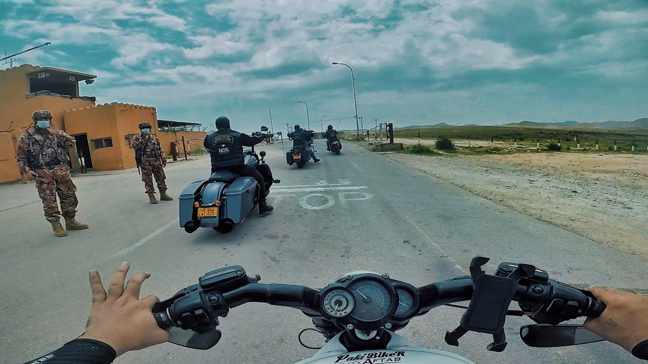 WE REACHED OMAN-YEMEN BORDER | OMAN TO YEMEN ON MOTORCYCLE!