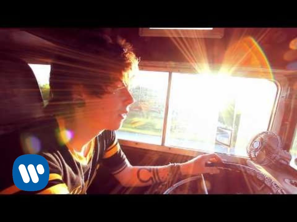 Never Shout Never - lovesick (Video)