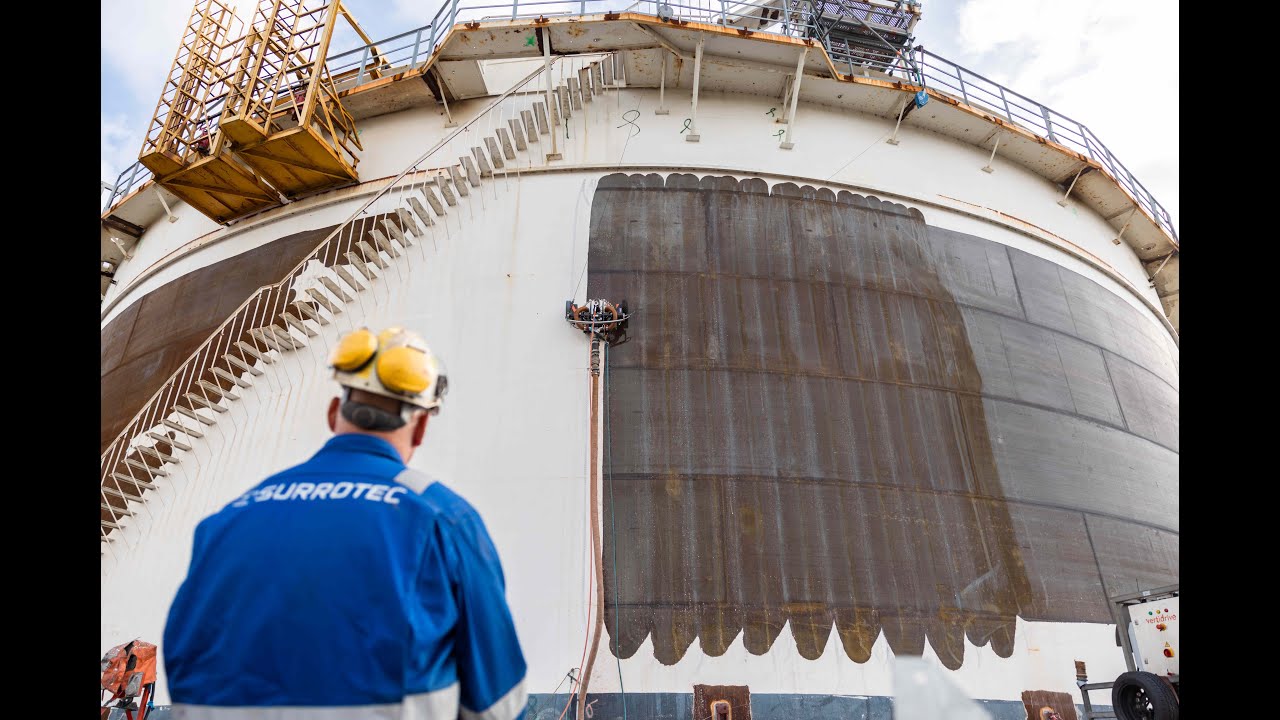 UHP Blasting for Paint Stripping at Shell with VertiDrive V400 Series