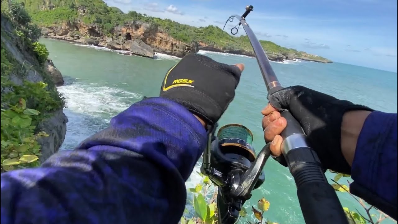 ROCK FISHING NGONCER DI TEBING MBITING NGRENEHAN
