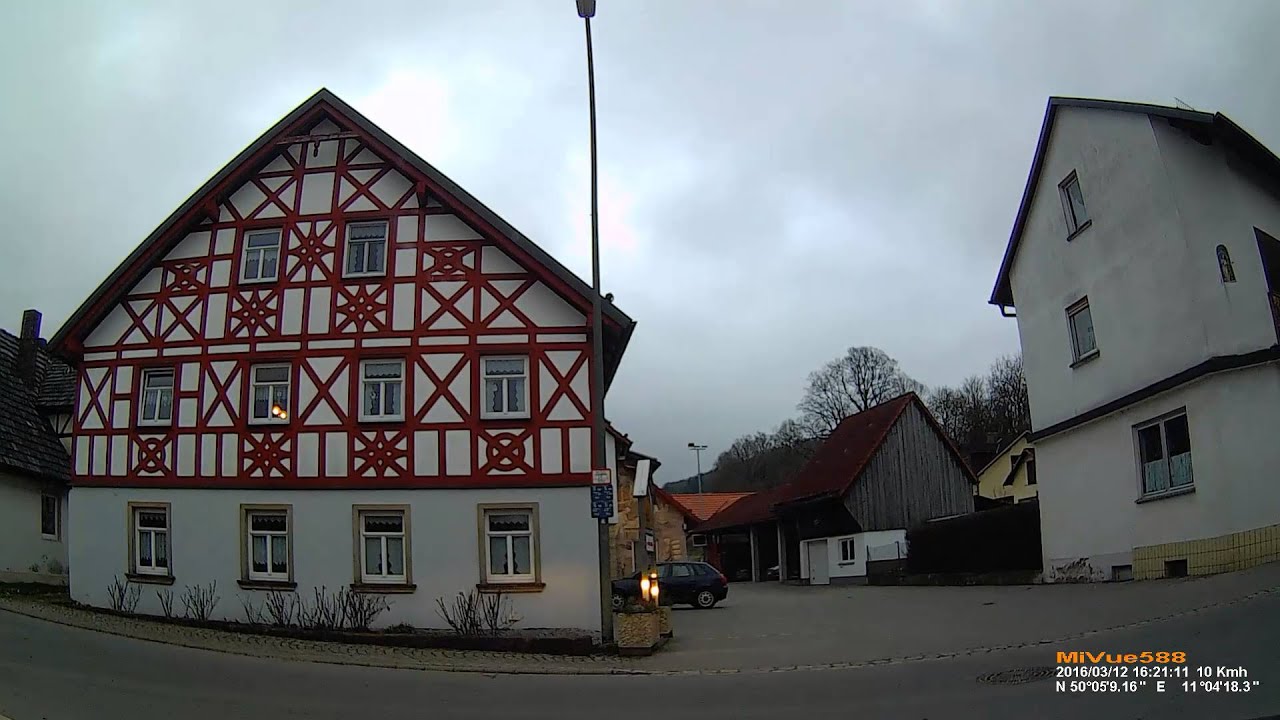 D: Uetzing. Stadt Bad Staffelstein. Landkreis Lichtenfels. Ortsdurchfahrt. März 2016