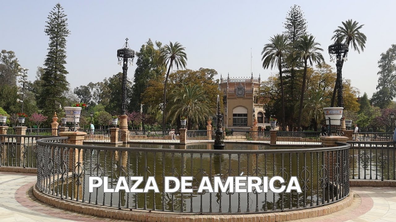 Plaza de América del PARQUE DE MARÍA LUISA. Sevilla.