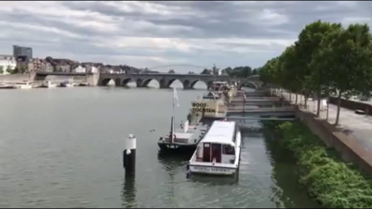 MAASTRICHT RIVER (MAAS RIVIER)