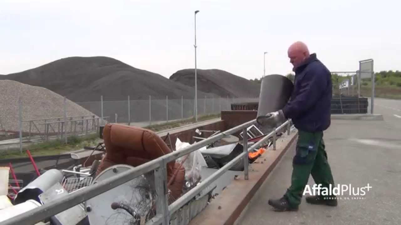 Vi redder ting i containerne
