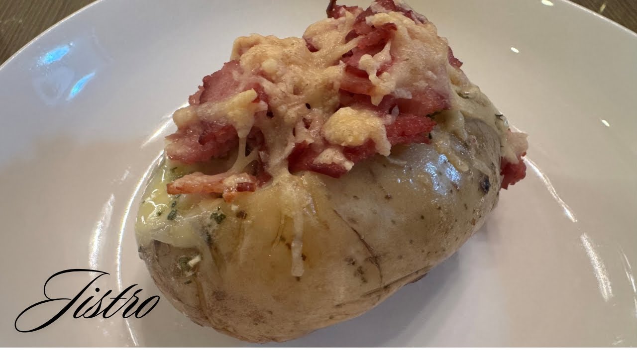 三分鐘教會你夜市美食「奶油培根起司馬鈴薯」！簡單幾個步驟教會你！