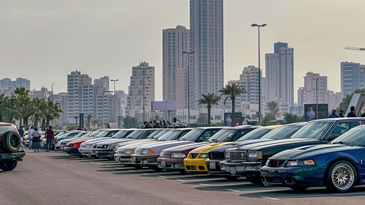 #فلوق #21 تجمع سيارات كلاسيك ابراج الكويت 3