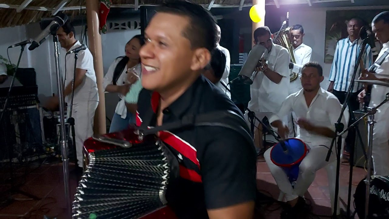 Te bailaron el indio