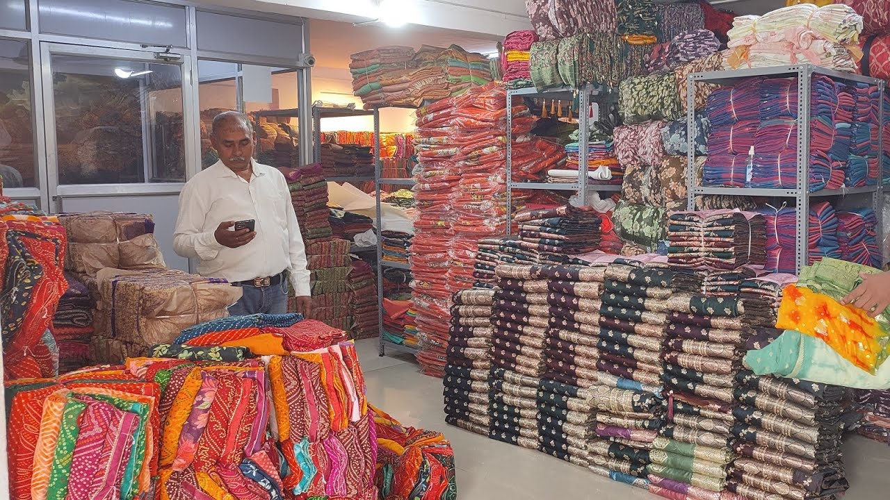 1000 वाली फैक्ट्री से 65 से Cheap Price Saree Manufacturers | Fancy work blouse cutting and cutting